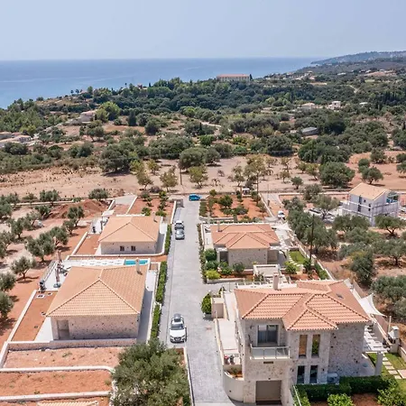 Villa Pangea Ion